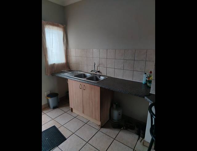 2 BEDROOM APARTMENT FOR SALE IN THE ORCHARDS